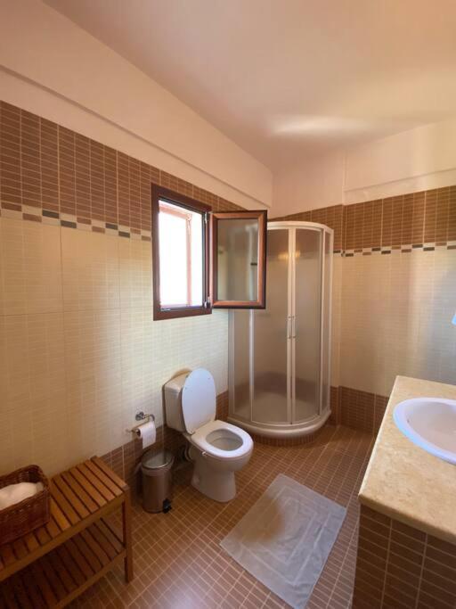 Helen'S House Apartment Paleros Екстериор снимка