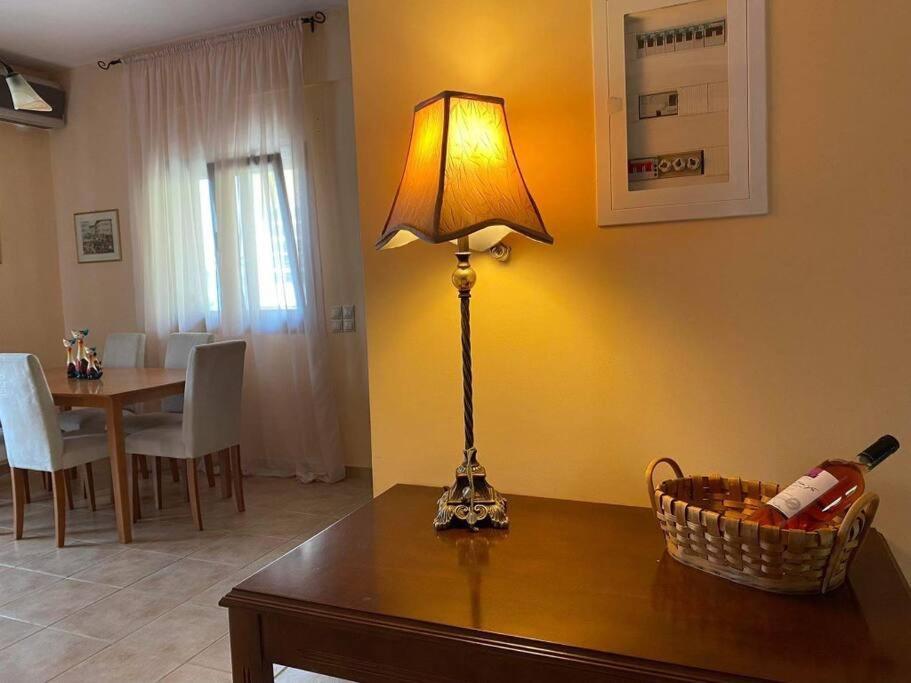 Helen'S House Apartment Paleros Екстериор снимка