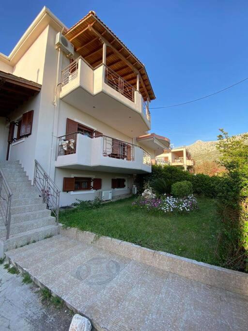 Helen'S House Apartment Paleros Екстериор снимка