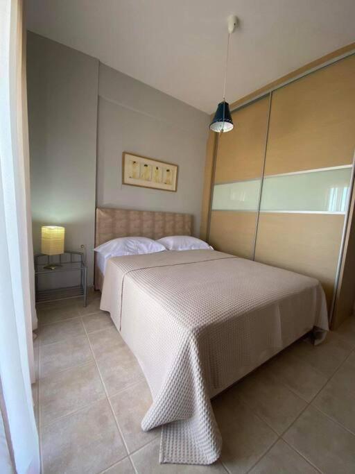 Helen'S House Apartment Paleros Екстериор снимка