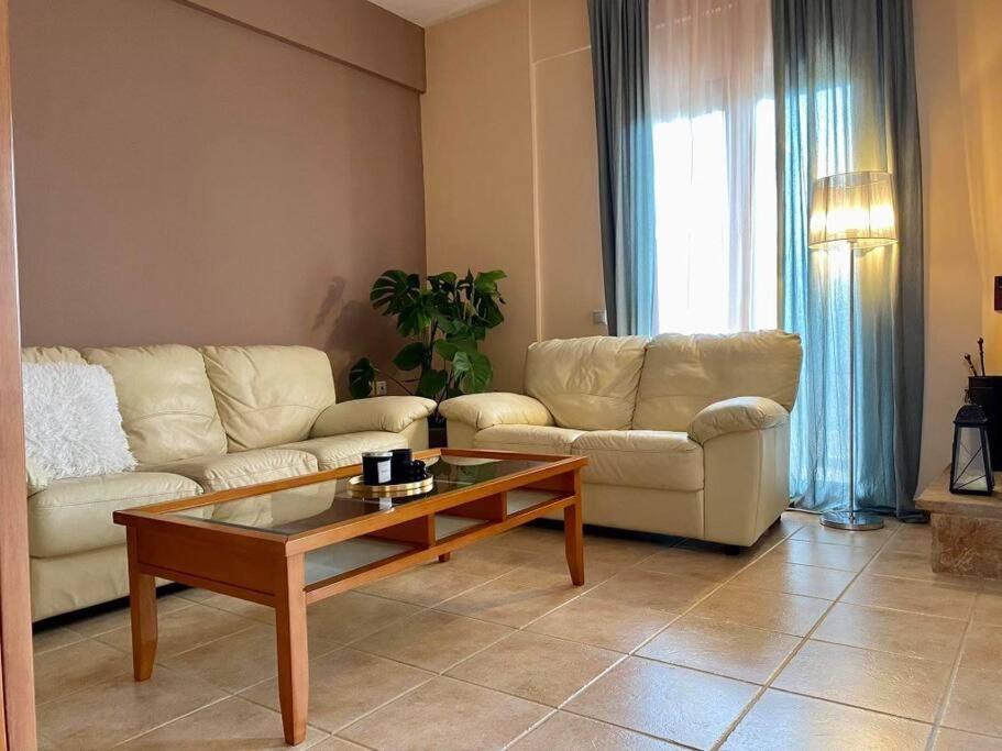 Helen'S House Apartment Paleros Екстериор снимка
